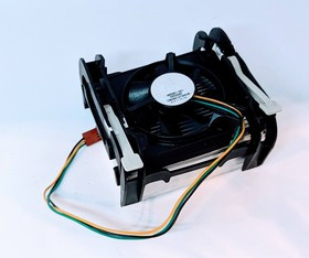 Вентилятор Intel A65061-001 90X50 DC 12V 0.16A 3pin +радиатор