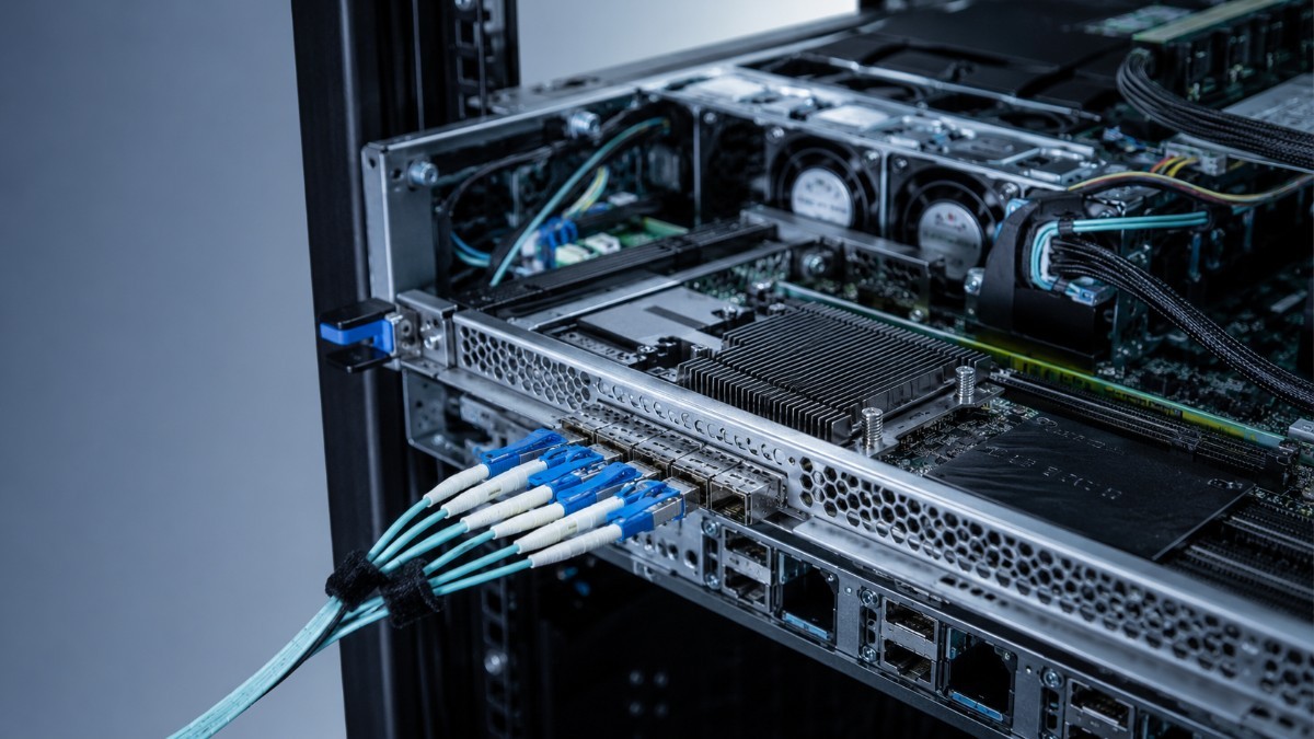 Senao показала PCIe-карту SmartNIC/DPU на базе Intel Xeon 6 SoC
