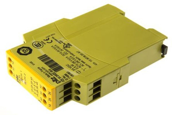 774585, Single-Channel Expansion Module Safety Relay, 24V dc, 4 Safety Contacts