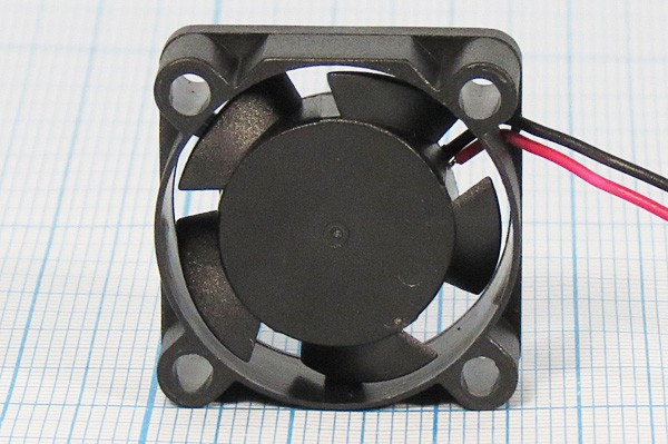 Вентилятор 25x25x10, напряжение 12В, ток 0,09А, выводы 2L, подшипник скольжения, RQD2510MS