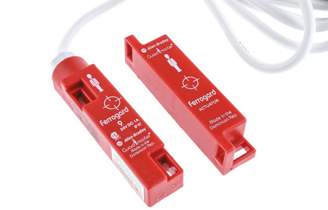 440N-G02044, 440N Series Magnetic Non-Contact Safety Switch, 24V dc, Plastic Housing, NC, 2m Cable