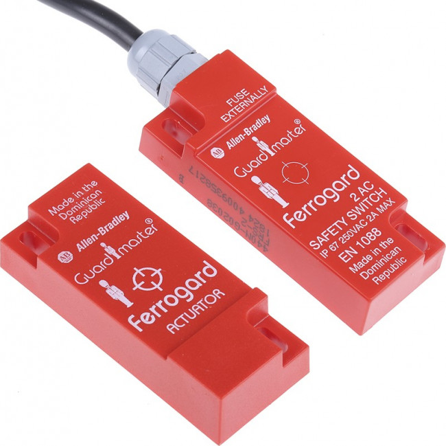 440N-G02038, 440N Series Magnetic Non-Contact Safety Switch, 250V ac, Plastic Housing, NC, 6m Cable