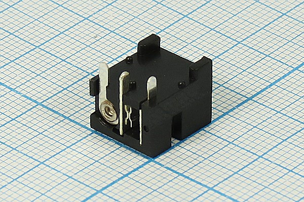 Гнездо питания DC 2.5D5.5, 3 контакта, на плату, угловое, с выключением ON-OFF, DJK-22B; №10112 гн пит DC 2,5D5,5\3C\плат\ угл\DJK-22B