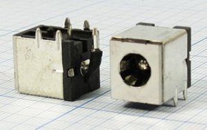 Разъем питания DC розетка, d3.0 D6.3, 2C 4C экранированный, на плату, угловой, PJ009