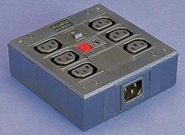 PXD701/061/10/1, AC Power Entry Modules IEC Distribution Unit PXD701/061/10/1, AC Power Entry Modules IEC Distribution Unit