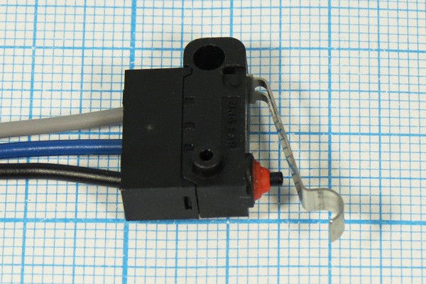 Микропереключатель , размер 19x 8 x12, 3А, переключение ON-(ON), размер концевика L18, КВП303-130EA7