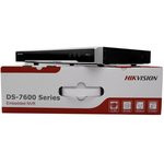HIKVISION DS-7608NI-K2/8P 8-ми канальный IP-видеорегистратор с PoE Видеовход: 8 каналов; аудиовход: