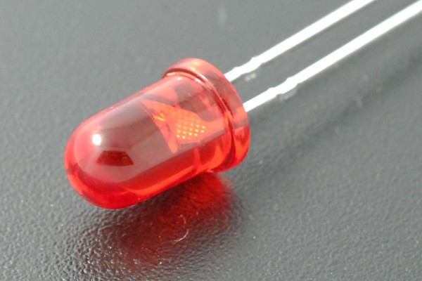 Светодиод круглый 5x9мм, красный, 300 мкд, 12 градусов, линза красная прозрачная, BL-BSA434; №7335 r СД 5 x 9 \кр\ 300\ 12\кр пр\BL-BSA434