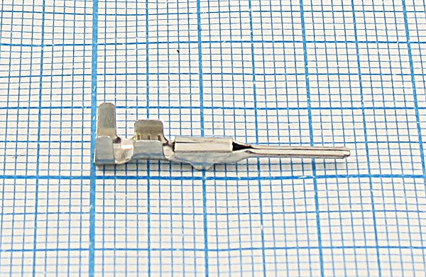 Клемма вилка, 1,5x0,6, 1-1,5мм2, латунь луженая Клемма вилка, 1,5x0,6, 1-1,5мм2, латунь луженая