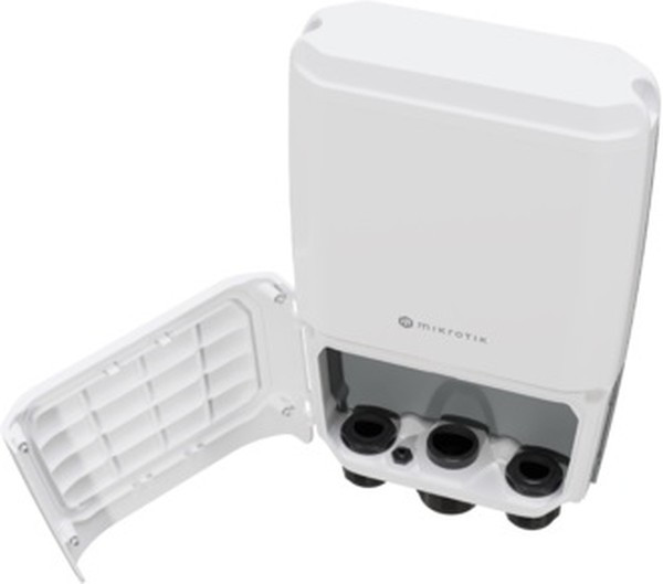 MikroTik CRS305-1G-4S+OUT Коммутатор FiberBox Plus, 1*1Gbit RJ45, 4*SFP+, outdoor case MikroTik CRS305-1G-4S+OUT Коммутатор FiberBox Plus, 1*1Gbit RJ45, 4*SFP+, outdoor case