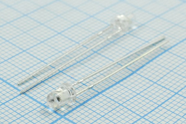 Светодиод голубой 3x5мм, с прозрачной линзой и углом 40град, 2000мкД,468нм; Q-14659B СД 3 x 5 \глб\ 2000\ 40\пр\SL-336SBCDG-05U\