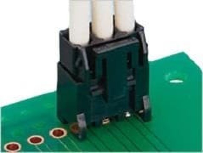 DF63A-2EP-3.96C, Power to the Board