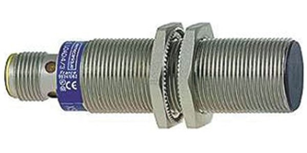 XS518B1NAM12, Inductive Sensor 5mm NPN Connector, M12