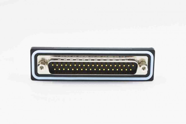 CDFR7W2113L211, CDFR 7 Way PCB D-sub Connector Plug, 2.77mm Pitch, with 4-40 Screw Locks CDFR7W2113L211, CDFR 7 Way PCB D-sub Connector Plug, 2.77mm Pitch, with 4-40 Screw Locks