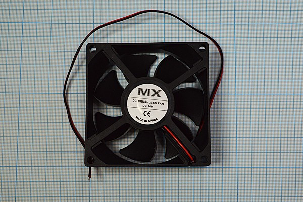 Вентилятор 80x80x25, напряжение 24В, ток 0,11А, выводы 2L, подшипник качения, FBDCF-8025D24HB MX