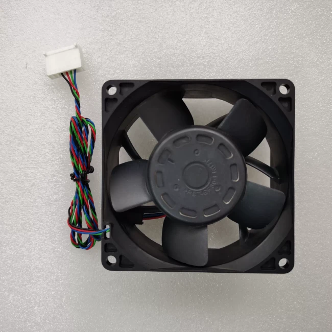 Вентилятор Delta PFC0812DE-6C1D SL 12В 3.3А 4 pin