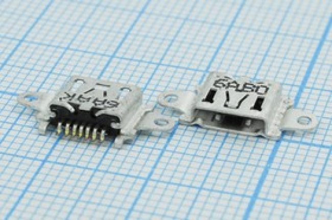 Разъем microUSB розетка, тип B, контакты 7C2отв, на плату, угловой, SMD, microUSBB7SD2 Разъем microUSB розетка, тип B, контакты 7C2отв, на плату, угловой, SMD, microUSBB7SD2