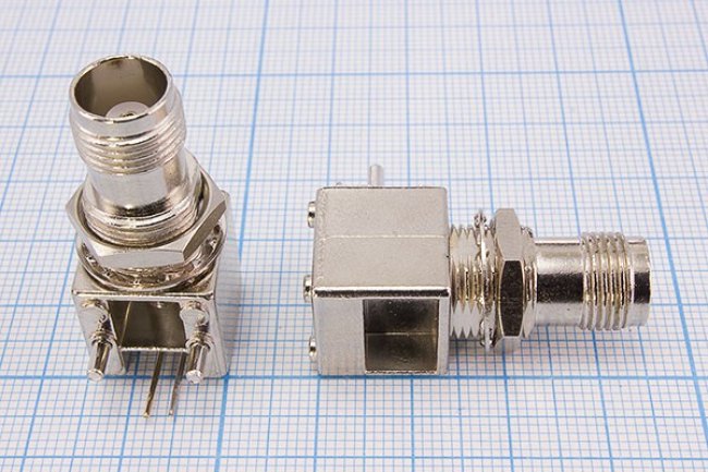 Гнездо TNC, 2P2C, на плату, h16mP10,2дл34,9, угловое, металл, QTNCZ-JR1 Гнездо TNC, 2P2C, на плату, h16mP10,2дл34,9, угловое, металл, QTNCZ-JR1
