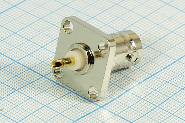 Высокочастотное гнездо BNC с креплением на панель, с фланцем; №1124 гн BNC\\пан\\флан 4отв