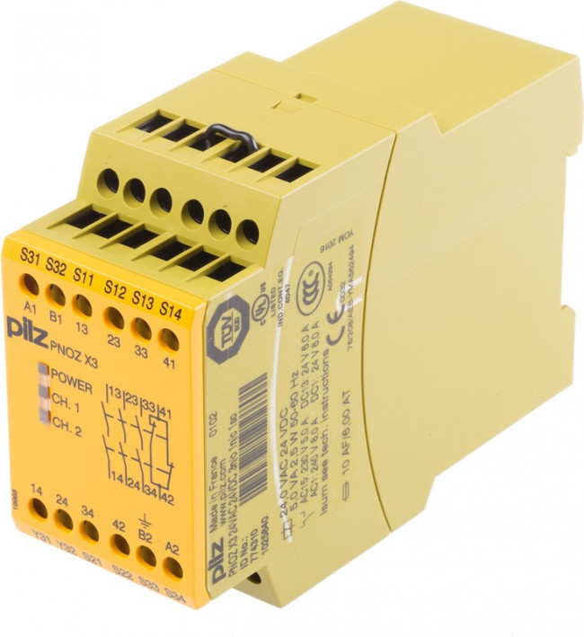 774310, Dual-Channel Safety Switch/Interlock Safety Relay, 24V ac/dc, 3 Safety Contacts