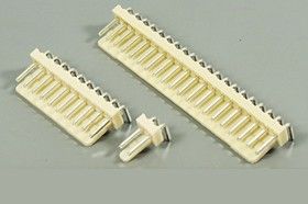 Разъем питания W1 вилка, контакты 1x17, шаг P2.5, монтаж на плату, угловой, W1-17R