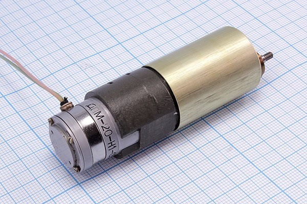 Электродвигатель 14В, 14об/мин, с редуктором, ДПМ-20-Н1-05; №дв0112 двиг 14В\0,07А\\ 14\\ДПМ-20-Н1-05&amp;редуктор