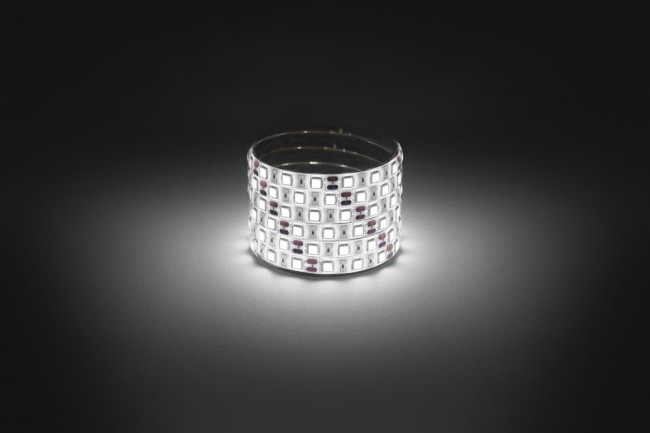 Светодиодная лента ЭРА LS5050 -14,4-60-12-4000K-IP65-1 year-5m дневной белый 5м Б0059913 Светодиодная лента ЭРА LS5050 -14,4-60-12-4000K-IP65-1 year-5m дневной белый 5м Б0059913