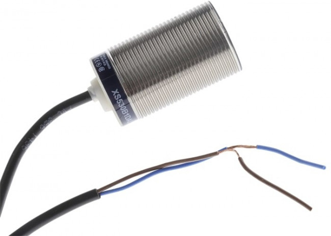 XS530B1DAL2, Inductive Proximity Sensor, OsiSense XS Series, 10 mm, SPST-NO, M30, 12 to 48 V, Pre-wired