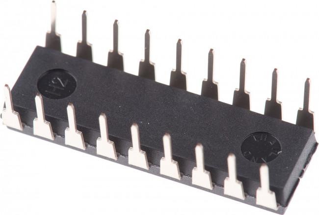 UC3637N, Микросхема схема управления двигателем+/-20В 0.1A DIP18