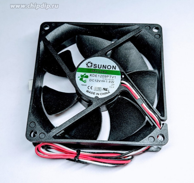 Вентилятор Sunon KDE1209PTV1 DC 92x92x25 21V 1.8W 0.15A 3pin