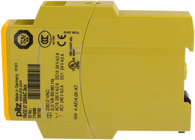 774056, Single-Channel Safety Switch/Interlock Safety Relay, 230V ac, 2 Safety Contacts