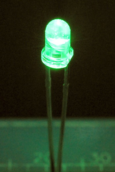 Светодиод 3x5мм, зеленый, 15000мкд, угол 25град, линза прозрачная; Q-14635G СД 3 x 5 \зел\15000\ 25\пр\SL-313TGCDE- 05U\VOISE Светодиод 3x5мм, зеленый, 15000мкд, угол 25град, линза прозрачная; Q-14635G СД 3 x 5 \зел\15000\ 25\пр\SL-313TGCDE- 05U\VOISE