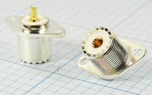 Гнездо UHF приборное на панель с фланцем 2 отверстия, под пайку, позолоченный центральный контакт; №2352 гн UHF\\пан\\фланец 2отв\Ag\ Гнездо UHF приборное на панель с фланцем 2 отверстия, под пайку, позолоченный центральный контакт; №2352 гн UHF\\пан\\фланец 2отв\Ag\