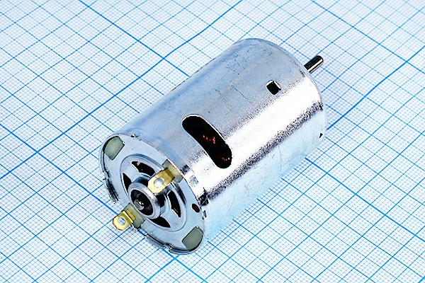 Электродвигатель 24В, ... оборотов/мин; №6893 двиг 24В\18,6Вт\прав\9500\ 36x60m72\RS-545-2486