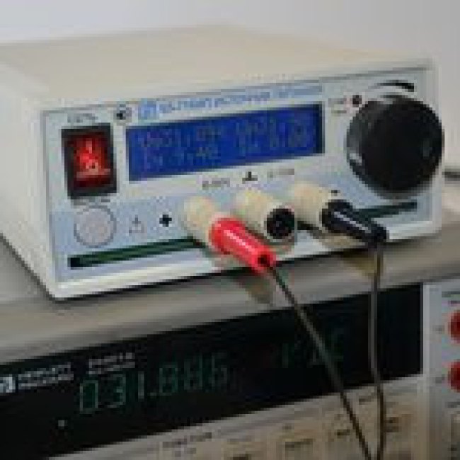 Б5-71 КИП, Импульсный источник питания 0-50V; 10A; 1xLED