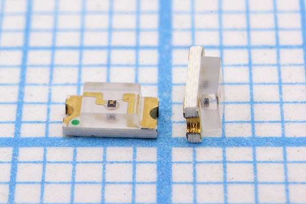 Светодиод ИК SMD 1206=3.2x1.6мм, 0.8мВт, 140град, прозрачная линза, FYLS-1206IRAC; Q-15412 СД-ИК SMD03216C2\\ 0.8мВт\140\пр\ FYLS-1206IRAC\