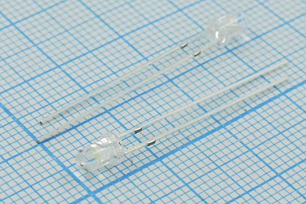 Светодиод жёлтый 3x5мм, с прозрачной линзой и углом 20град, 8000мкД,591нм; №14631Y СД 3 x 5 \жел\ 8000\ 20\пр\SL-313UYCSE- C143\VOISE