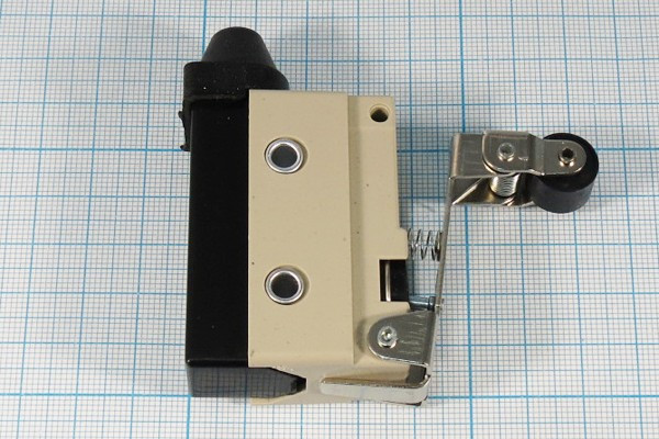 Переключатель концевой(путевой) 54x21 x37, 220В, 10А, ON-(ON), L44ролик/пруж, AZ7144; №14509 ПКонц 54x21 x37\220\10\ON-(ON) \\L44рол/пруж\AZ