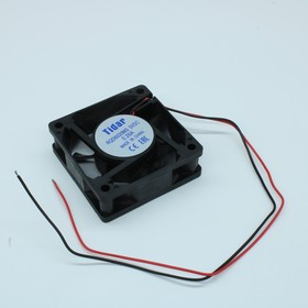 RQD 6020MS 5VDC, (60*60*20 5V), Вентилятор 5В 60x60х20мм, 4000 об/мин., 0.41м3/мин, 33дБ, подшипник скольжения, тип вывода - провод