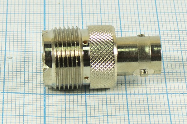 Высокочастотный переходник гнездо BNC на гнездо UHF; №542 гн BNC-гн UHF