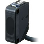 E3Z-D82, Датчик оптоэлектронный, Дальность 0-1м, PNP, DARK-ON, LIGHT-ON