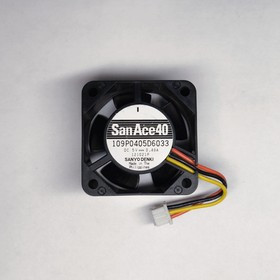 Вентилятор Sanyo Denki SanAce40 109P0405D6033 DC 5V 0.49A 40x20 3pin