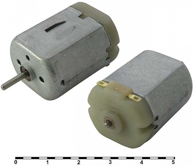 F280-10440 12V, Электродвигатель 12V 0,83Вт, 4200/3179об/мин 30х24х20мм вал 2х10мм F280-10440 12V, Электродвигатель 12V 0,83Вт, 4200/3179об/мин 30х24х20мм вал 2х10мм