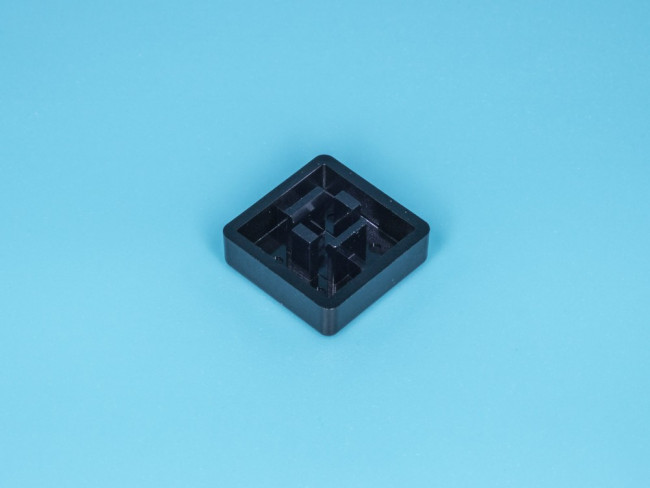 SWT-9S-BK, Колпачок черный квадратный для тактовой кнопки