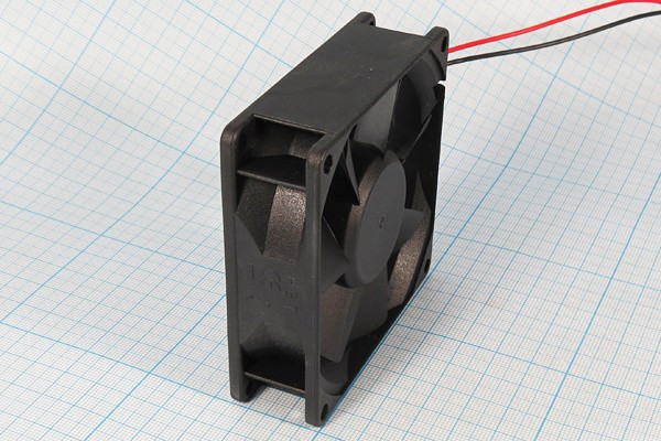 Вентилятор Sunon KDE1208PTV1 80x25мм 12V 1.6W 0.15A 2pin