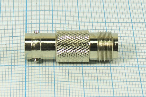 Высокочастотный переходник гнездо BNC на гнездо TNC; №558 гн BNC-гн TNC