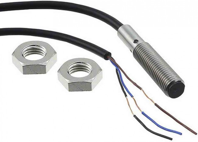 E2BS08KS01WPB12M, Датчик индуктивный, 10-30ВDC, М8, Подключение провод 2м, IP67