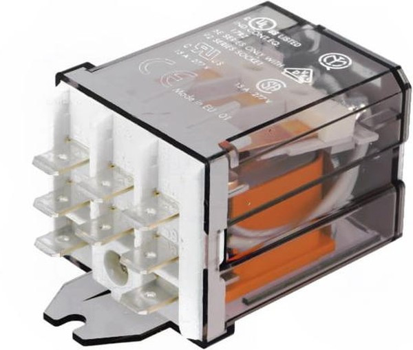 62.83.8.230.0300, Реле 3 замык. 230VAC 16A/250VAC 3SPST-NO