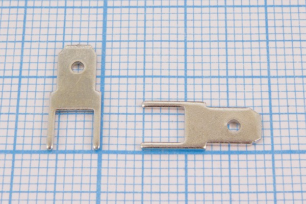 Клемма штекер на плату, 4.8x0.5мм, 2 контакта 5.3мм, латунь; Q-1196 клемма штек 4,8x0,5\\2P5,3\лат луж\плат\QDJZ6114.8\