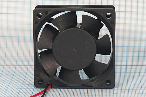 Вентилятор 60x60x20, напряжение 12В, ток 0,17А, выводы 2L, подшипник качения, JF0620B1H-R JAMICO